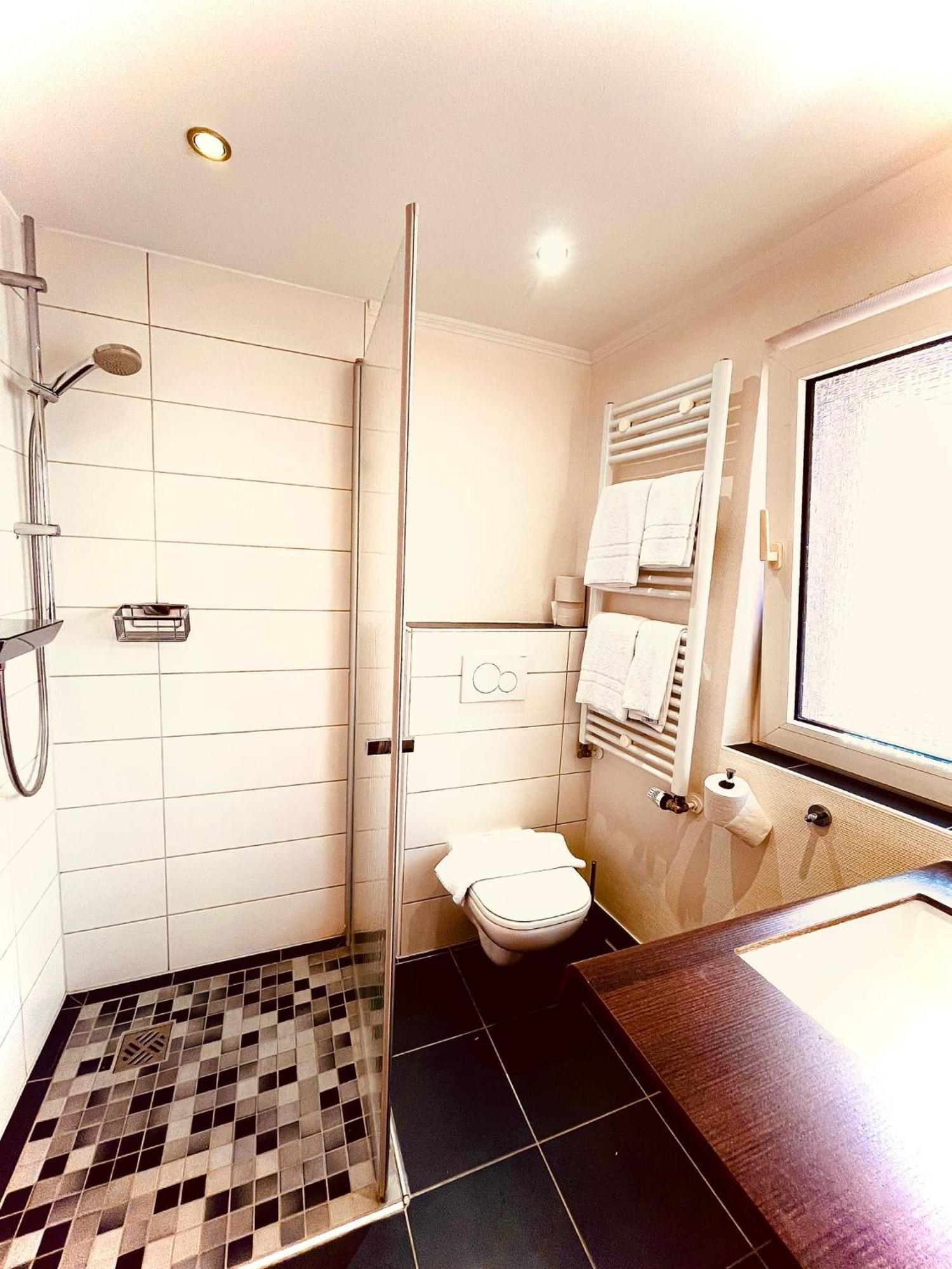 Kleine Moewe Hotel Borkum Ngoại thất bức ảnh